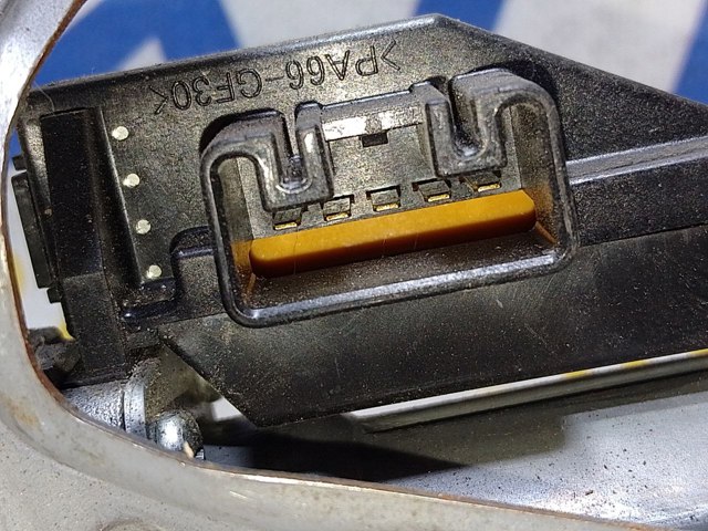 Склоочисник дверей задка 8513076010 TOYOTA