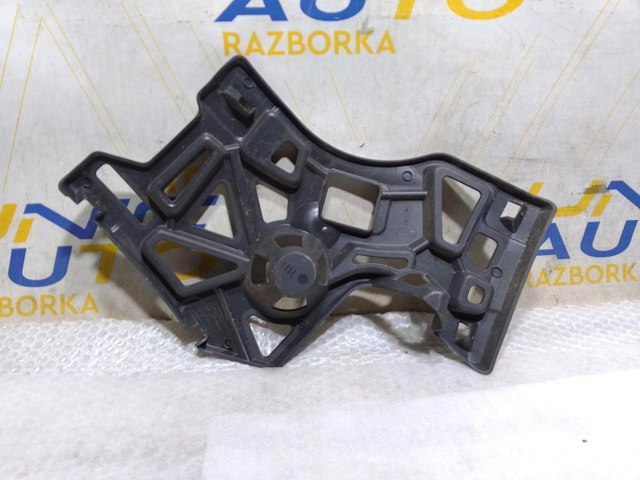 Кронштейн бампера заднього, правий 852220075R RENAULT