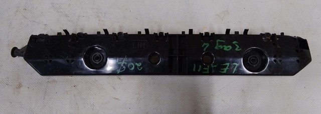 Напрямна заднього бампера, ліва 852275SK0A NISSAN