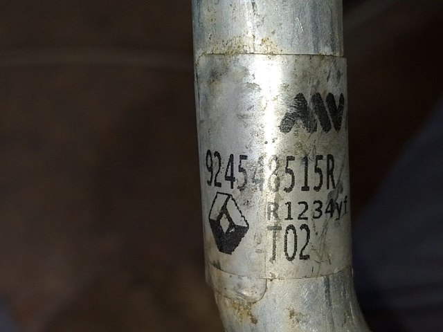 Шланг кондиціонера, від випарника до компресора 924548515R RENAULT