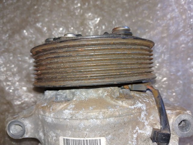 Компресор кліматичної установки 926001268R RENAULT