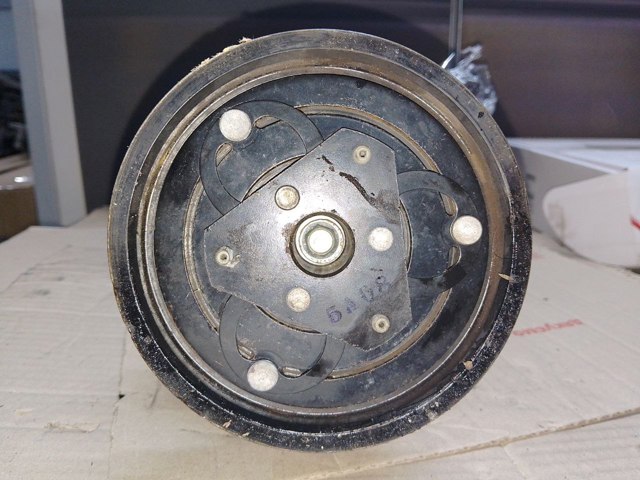 Насос кондиціонера 926003VD0A NISSAN