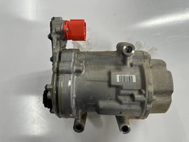 Насос кондиціонера 926005SA1B NISSAN