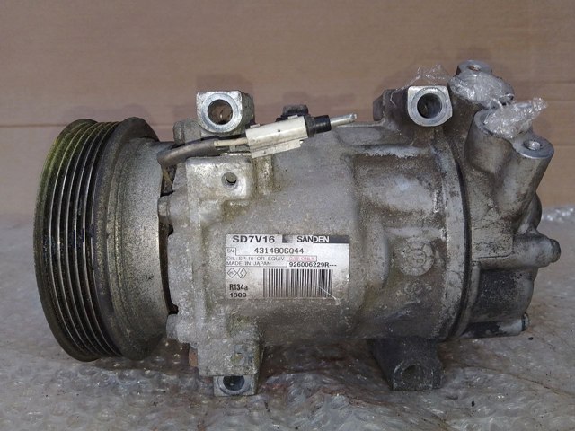 Компресор системи кондиціювання 926006229R RENAULT
