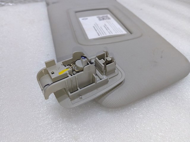 Козирок протисонячний 964010028R RENAULT