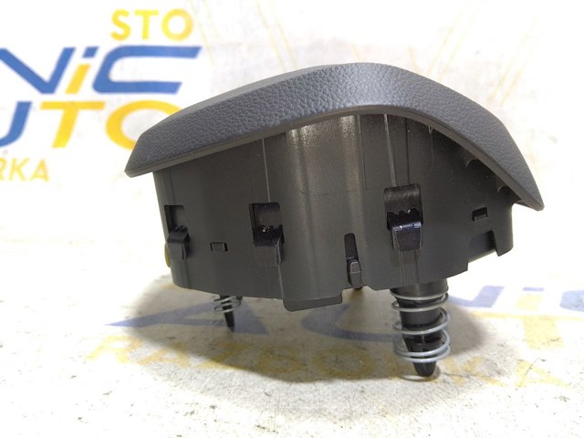 Подушка безпеки водія 985709705R RENAULT