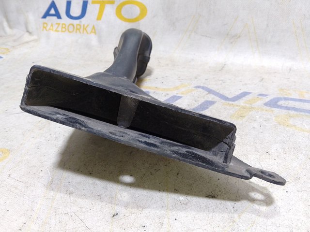 Повітроприймач MR993548 MITSUBISHI