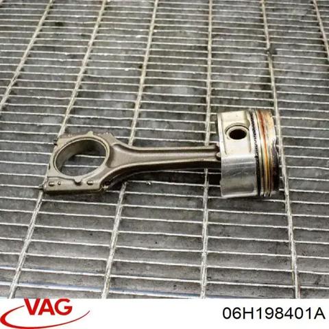 Шатун поршня двигуна 06H198401A VAG