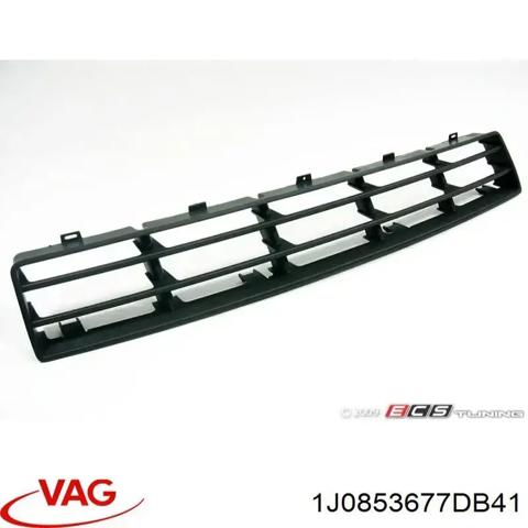 Решітка переднього бампера, центральна 1J0853677DB41 VAG