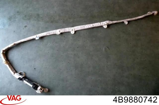 Подушка безпеки, бічна, права, AIRBAG 4B9880742 VAG