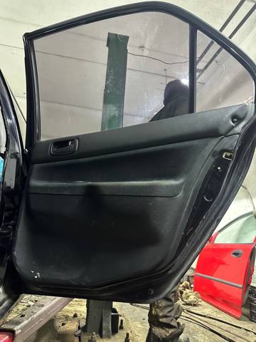 Двері пасажирські задні праві 5730A192 MITSUBISHI