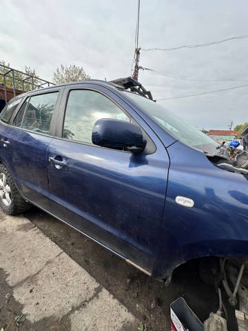 Дверка передня права 760042B020 HYUNDAI