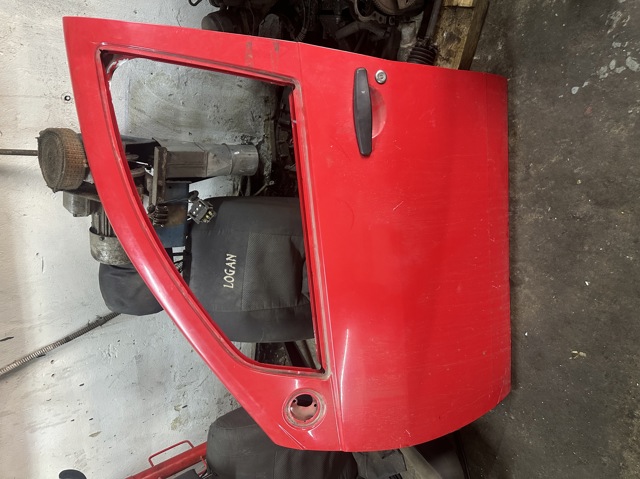 Двері кабіни 801015127R RENAULT