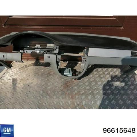 Панель салону передня "торпедо", верхня частина 96615648 GM