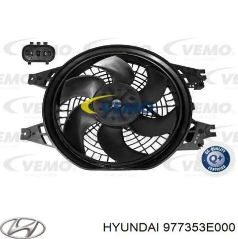 Дифузор (кожух) радіатора кондиціонера 977353E000 HYUNDAI
