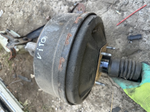 Підсилювач гальма вакуумний A0004311727 MERCEDES