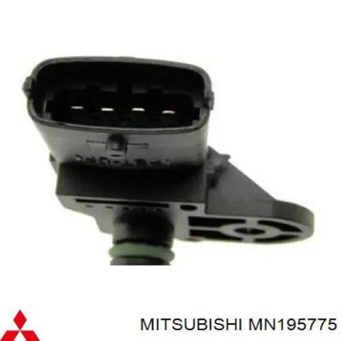 Датчик тиску повітря MN195775 MITSUBISHI
