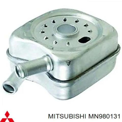 Радіатор масляний (холодильник), під фільтром MN980131 MITSUBISHI