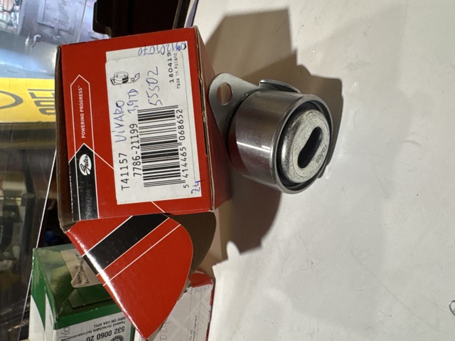 Ролик натягувача ременя ГРМ T41157 GATES