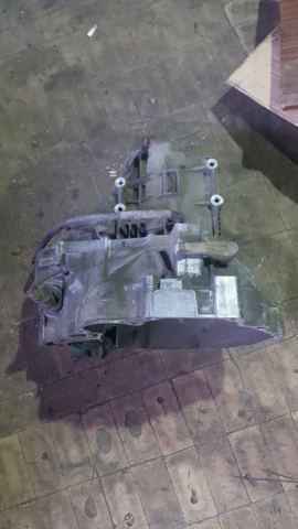 Механічна трансмісія 2J6 NISSAN