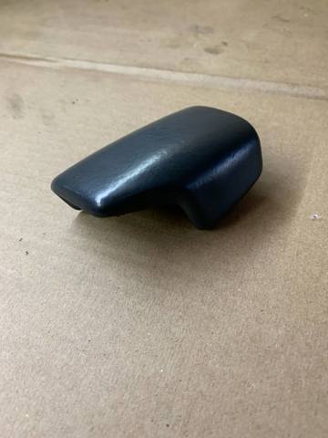 Ручка важеля коробки передач 4M1713139F VAG