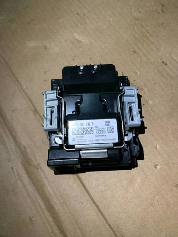 Камера системи забезпечення видимості 8W0907217B VAG