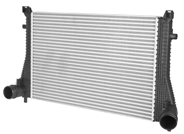 Охолоджувач наддувочного повітря Volkswagen Golf 8