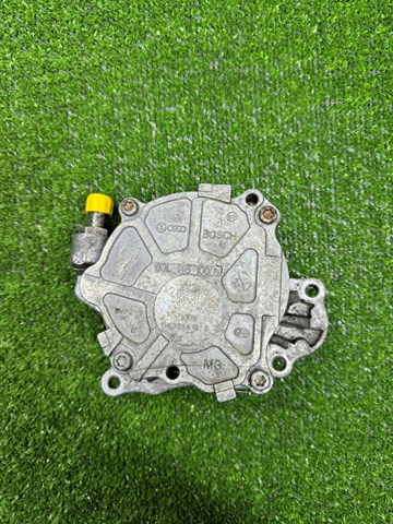 Насос вакуумний 03L145100F VAG