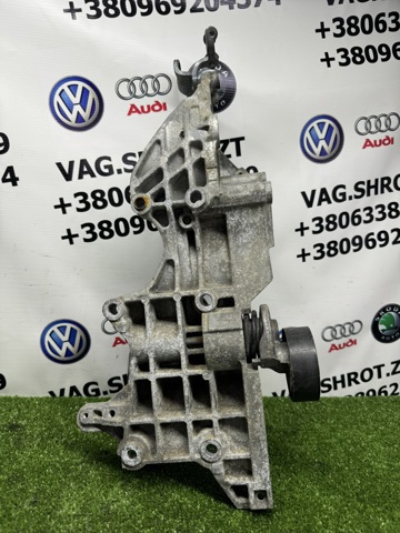 Кронштейн генератора (натяжний) Шкода Рапід