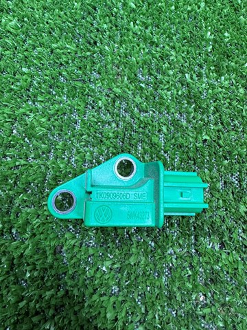 Датчик подушки безпеки 1K0909606D VAG