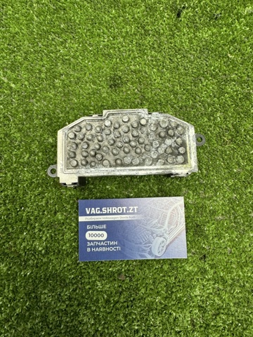 Резистор обігрівача 3C0907521F VAG