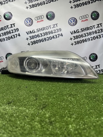 Права блок фара 4L0941004A VAG