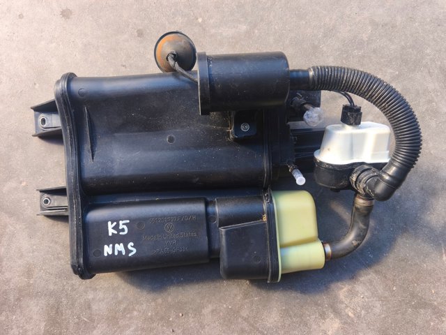 Абсорбер 561201797F VAG
