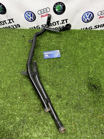 Патрубок термостата 5Q0121070AG VAG