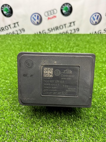 Блок управління АБС (ABS) 5Q0907379AA VAG