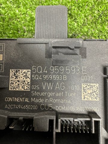 Блок комфорту передніх дверей 5Q4959593E VAG