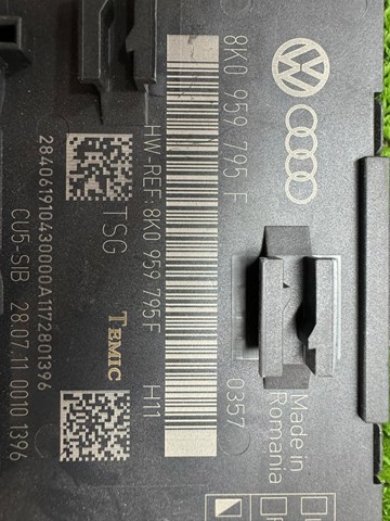 Блок комфорту задніх дверей 8K0959795F VAG