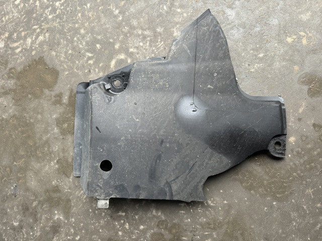 Захист днища, задній правий 8R0825219B VAG