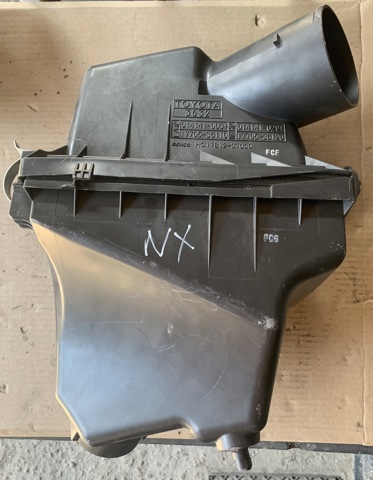 Корпус повітряного фільтра, верхня частина 1770536110 TOYOTA
