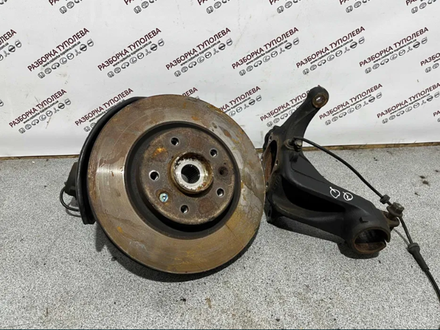 Вісь передня і поворотні кулаки 400144EA0A NISSAN