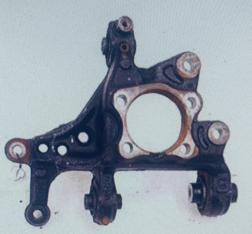 Цапфа поворотного кулака 4230502210 TOYOTA