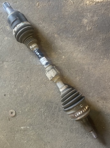 Піввісь передня ліва 4342002F10 TOYOTA