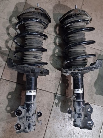 Ліва передня стійка 485208Z219 TOYOTA