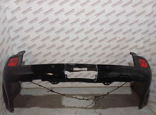 Бампер задній 5215960947 TOYOTA
