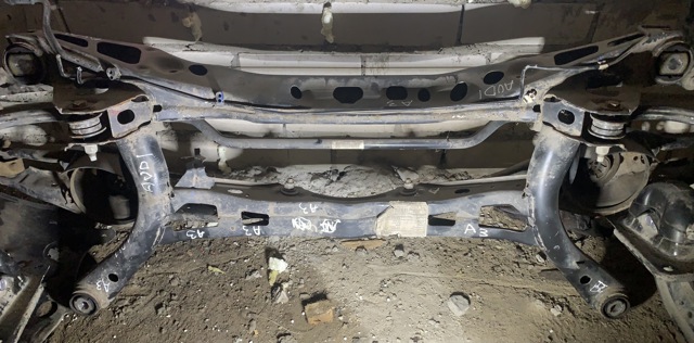 Механізм управління задньої осі 5Q0505235E VAG