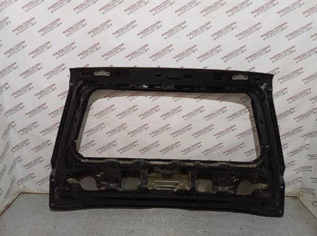 Задні двері багажника 6700560D10 TOYOTA
