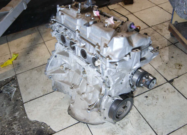 Двигун у зборі HR16DE NISSAN