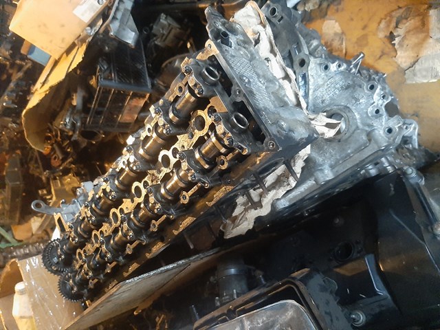 Головка блока циліндрів (ГБЦ) 11127807641 BMW