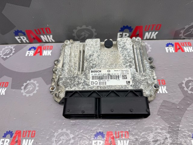 Блок двигуна 0281012548 OPEL