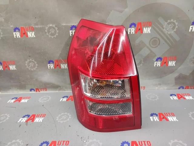 Задня ліва фара 04805967AH CHRYSLER